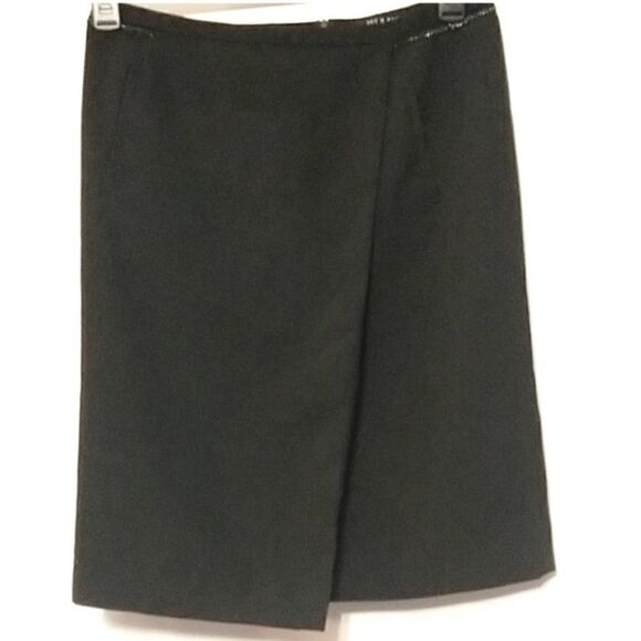 Zac & Rachel Black Asymetrical skirt sz 6 - Picture 1 of 5